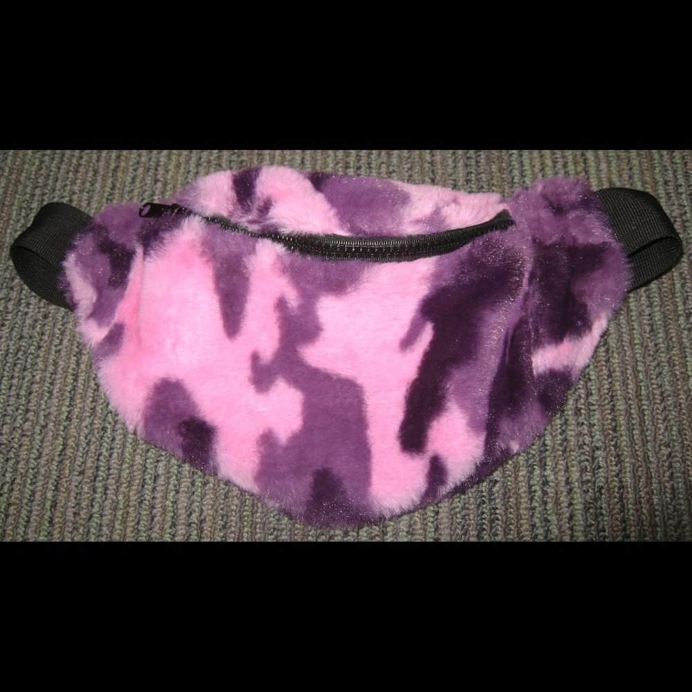 FUZZY PURPLE CAMO FANNY PACK